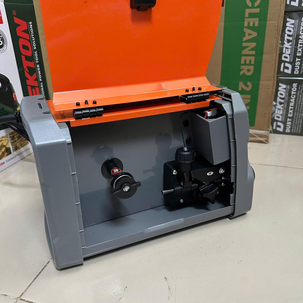 z7622528922227_2a5893c97f8309042e7676a489646814