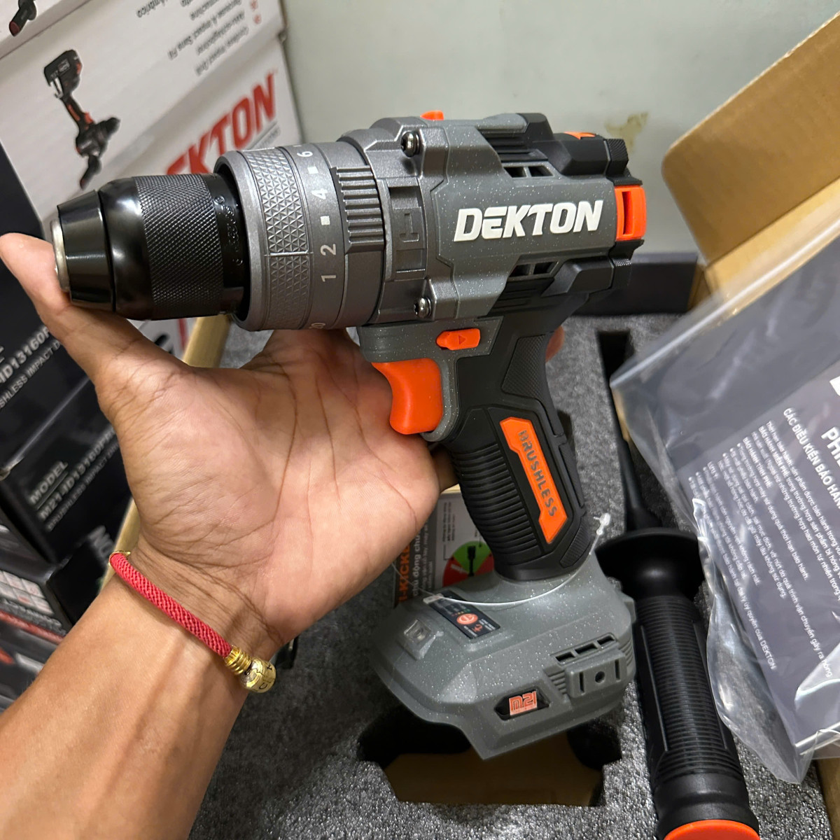 THÂN MÁY KHOAN PIN 21V DEKTON – LỰC SIẾT TỐI ĐA 160N.m  👉 Model : M21- ID13160PRO màu Xám Cam 🍊 – CHƯA KÈM PIN SẠC